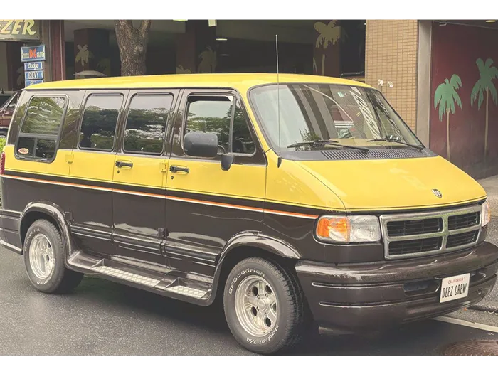 199y DODGE RAM VAN